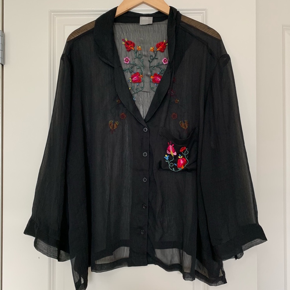 ❤️ PLUS SIZE ❤️ ASOS Sheer Embroidered Top